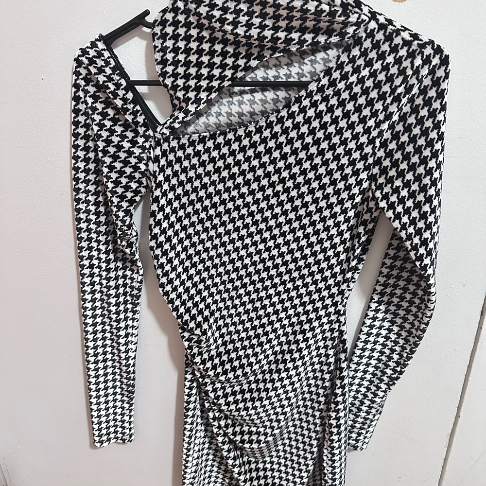 Stylish Black and White Houndstooth Dress